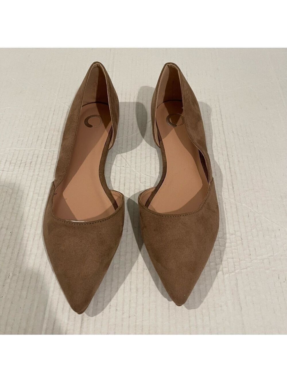 Women’s Journee Collection Ester Brown Faux Suede Pointy Toe Size 11 US! - Picture 4 of 11